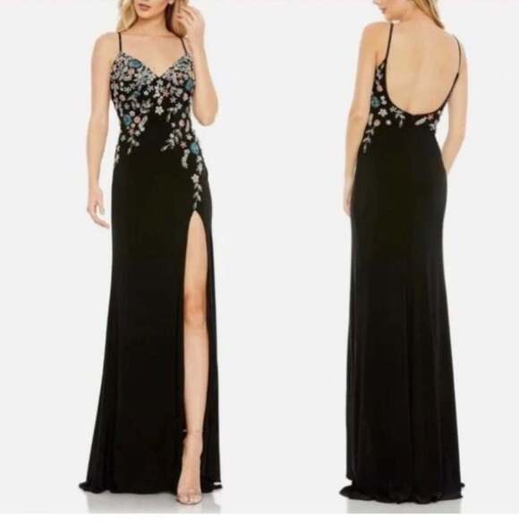 Mac Duggal Dresses & Skirts - Mac Duggal 42006 Black V-Neck Beaded Floral Cami Gown